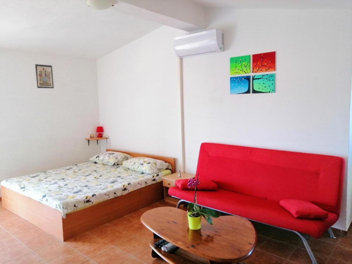 Apartments Brkovic Sukosan Bagian luar foto