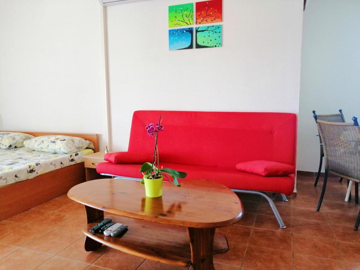 Apartments Brkovic Sukosan Bagian luar foto