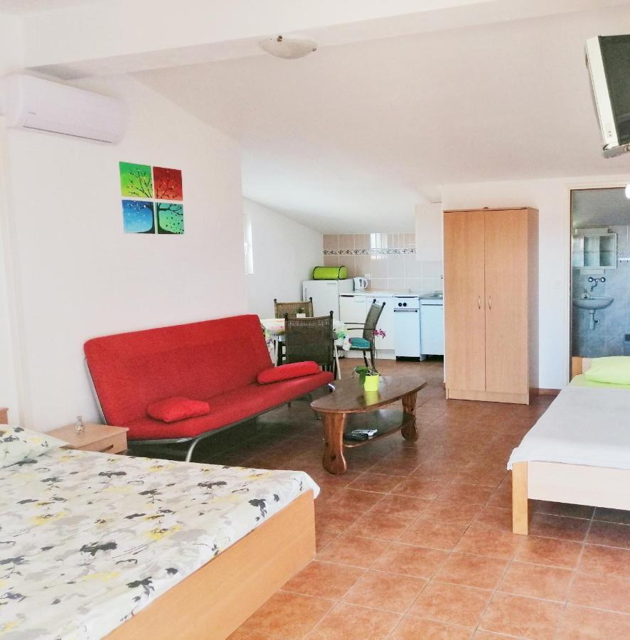 Apartments Brkovic Sukosan Bagian luar foto