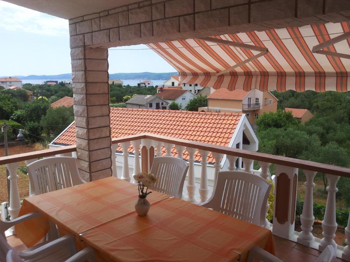 Apartments Brkovic Sukosan Bagian luar foto