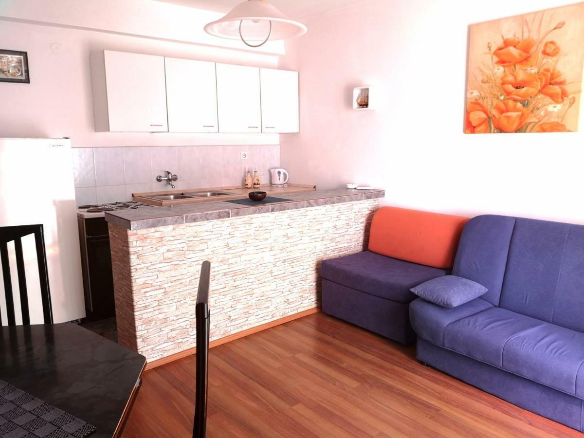 Apartments Brkovic Sukosan Bagian luar foto